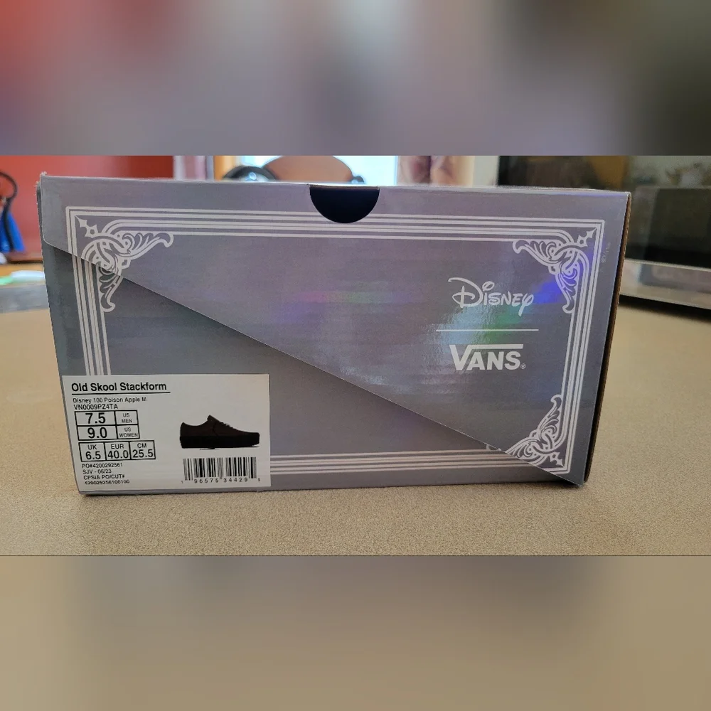Vans Disney Platform Shoe - Picture 2 of 8